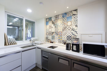 Nhà khách K-guesthouse Myeongdong 1 2*